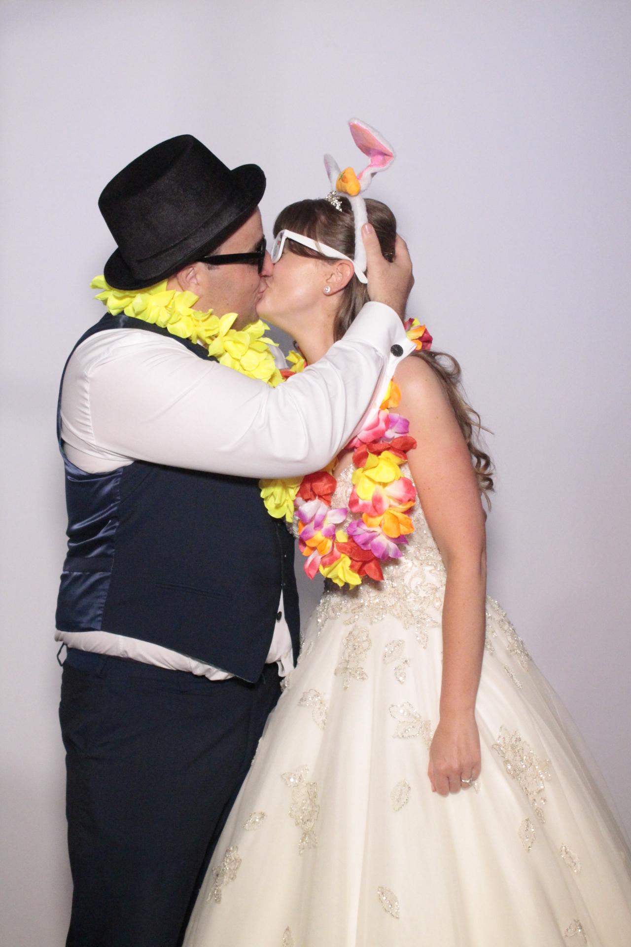 Gemma & Scott's Wedding | View more photos from the event at gallery.myphotoboothexperience.co.uk/u/MyPhotoBoothExperienceLtd/Gemma-Scotts-Wedding